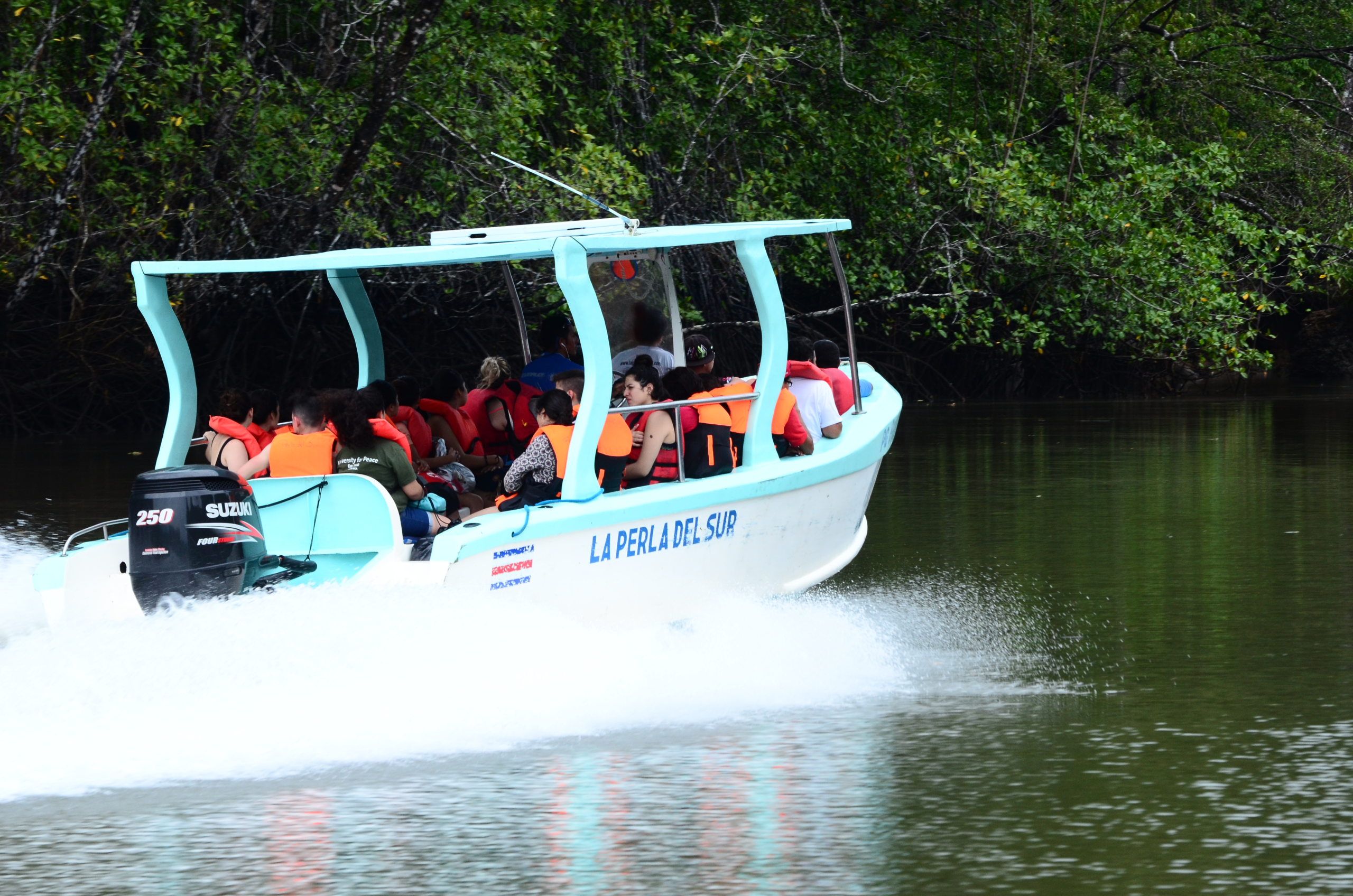 Sierpe to Drake Bay Public Boat